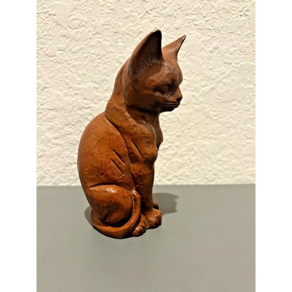 Vintage Red Mill Mfg 1985 Sitting Cat Figurine Crushed Pecan Resin 6